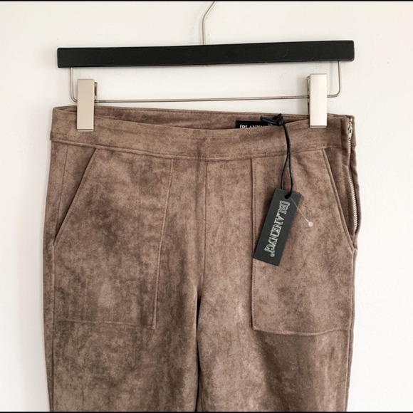 Blank NYC Tan Faux Suede Leggings - Picture 4 of 8